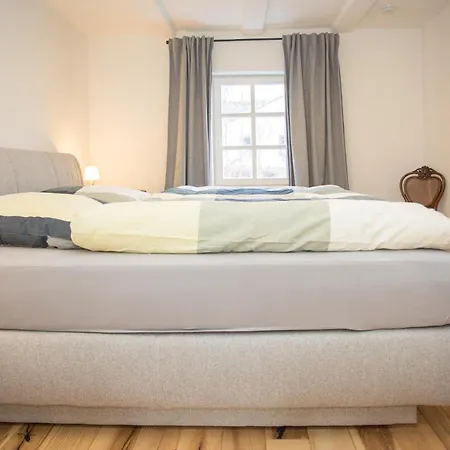 Denkmal Haus Hugo * Medebach