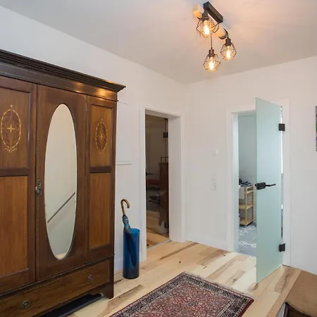 Denkmal Haus Hugo アパート